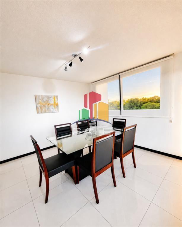 En venta apartamento de 3 dormitorios en Punta