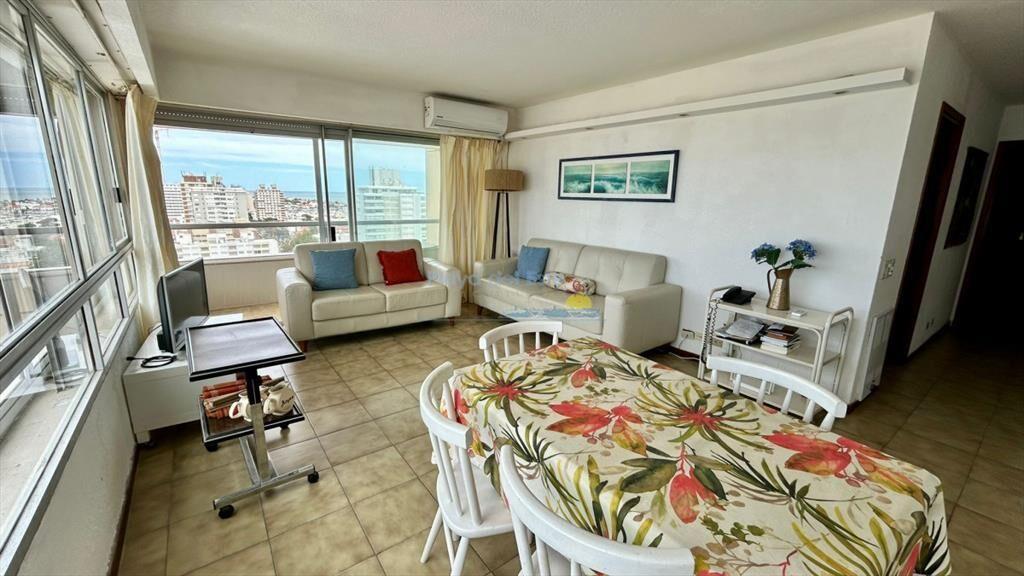 Encantado departamento en venta peninsula!
