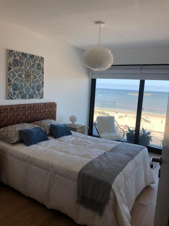 Malvín - TORRE ARENAS 101 - 2DORM CON PATIO - Rambla O´Higg