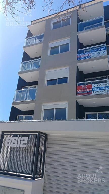 Apartamento monoambiente en venta con garaje incluído en Ag