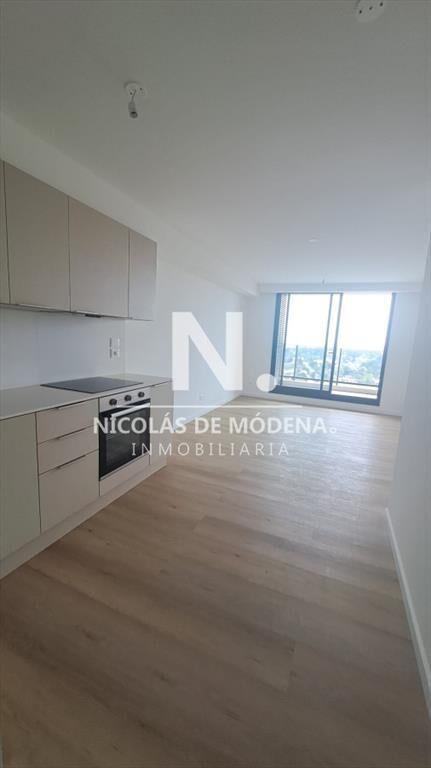 Vende apartamento de 2 dormitorios en punta del