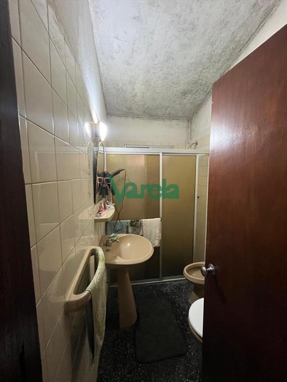 Casa en venta en Salinas, 2 dormitorios, garaje,