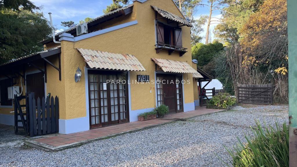 Casa en venta con 3 dorm. 3 baÃ±os o opciÃ³n de