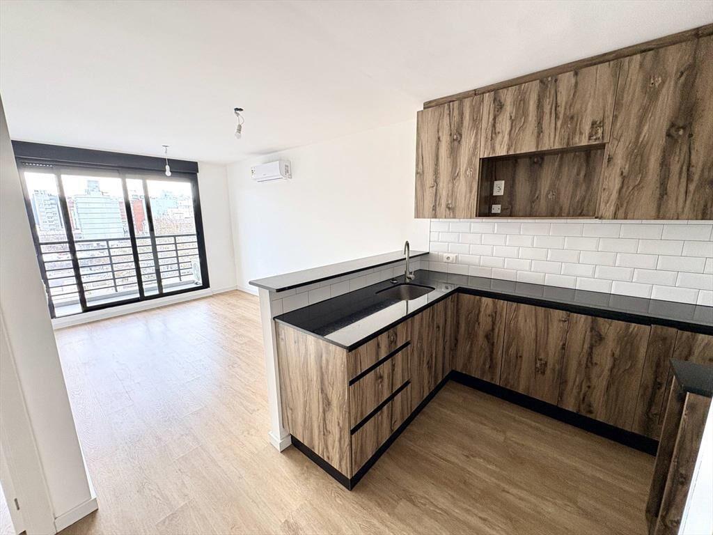 Venta de Apartamento con 1 dormitorio, terraza y garage en C