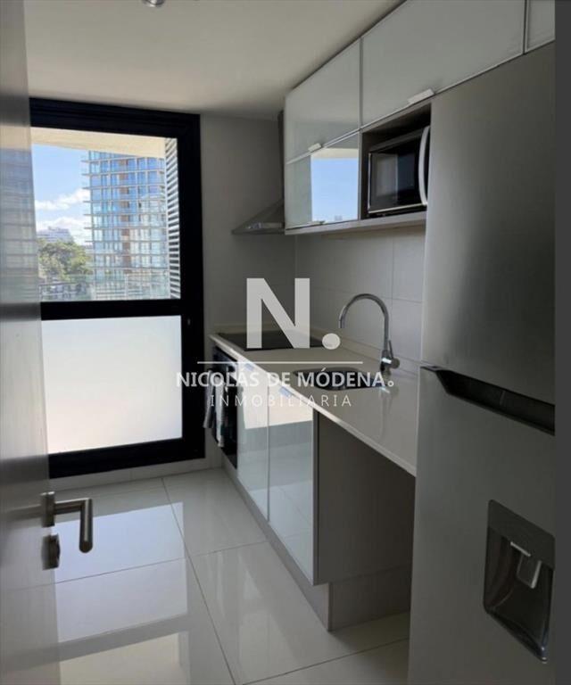 En venta apartamento de 3 dormitorios en suite al
