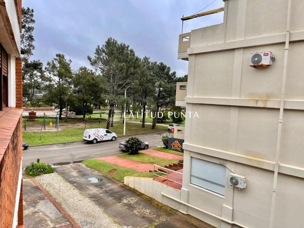 Apartamento 2 dormitorios. Aidy Grill
