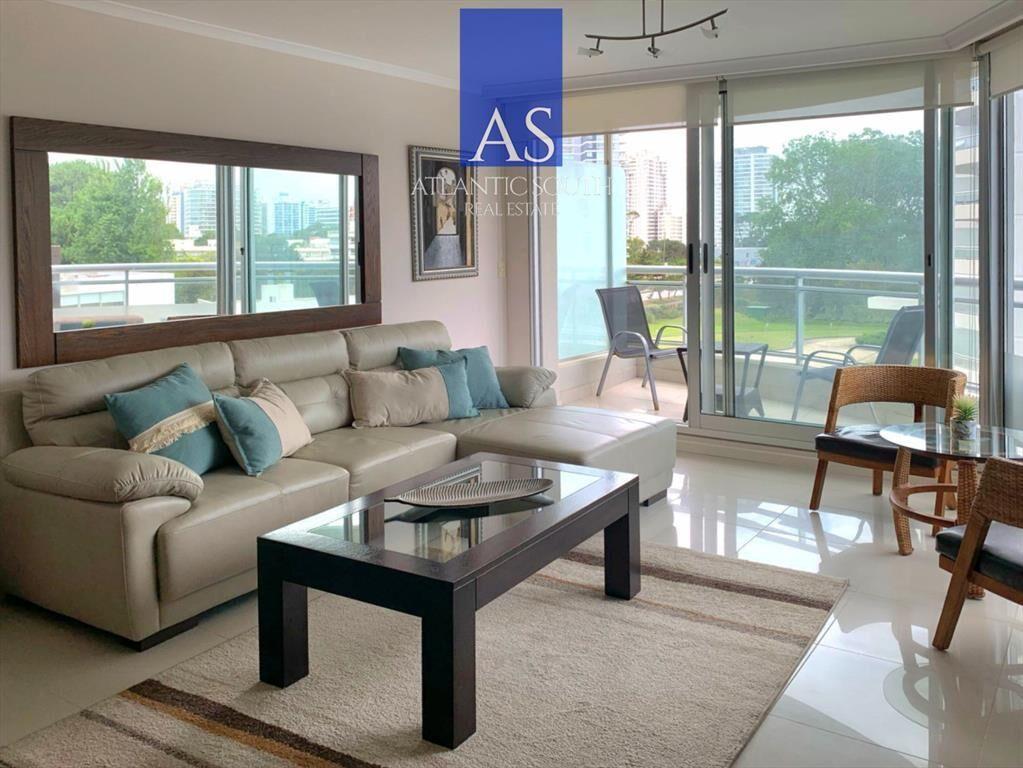 Apartamento de dos dormitorios en Ocean Drive ,