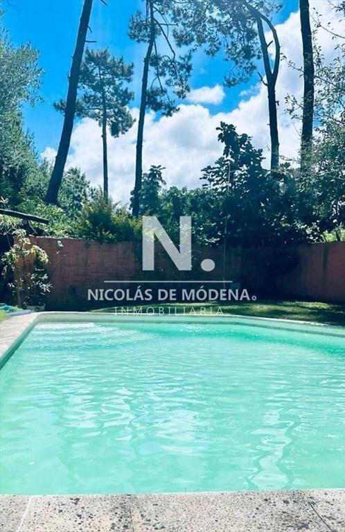 Hermosa casa en zona pinares a metros de la playa