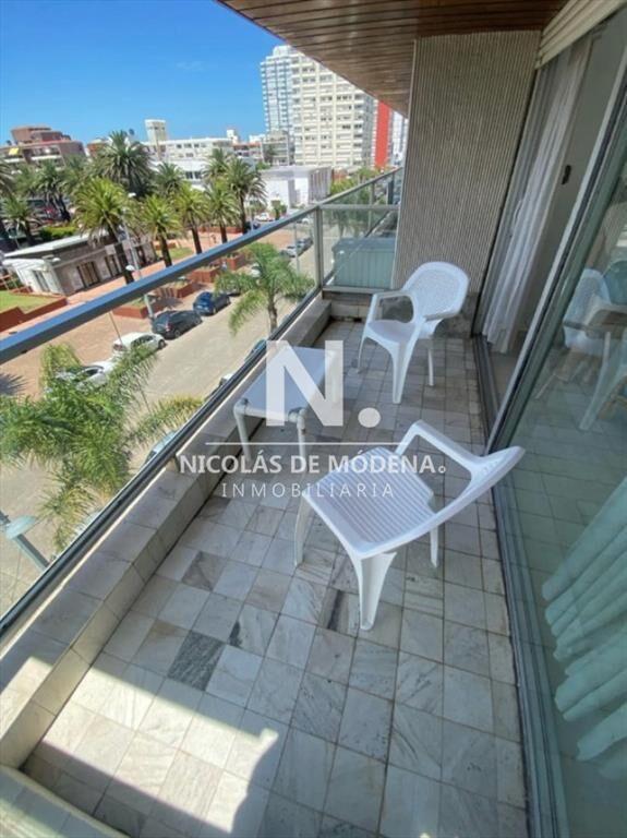 Apartamento en alquiler en la peninsula de 2 dormitorios