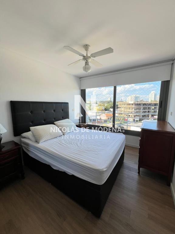 Alquila apartamento de 2 dormitorios en Mansa, Punta del Es
