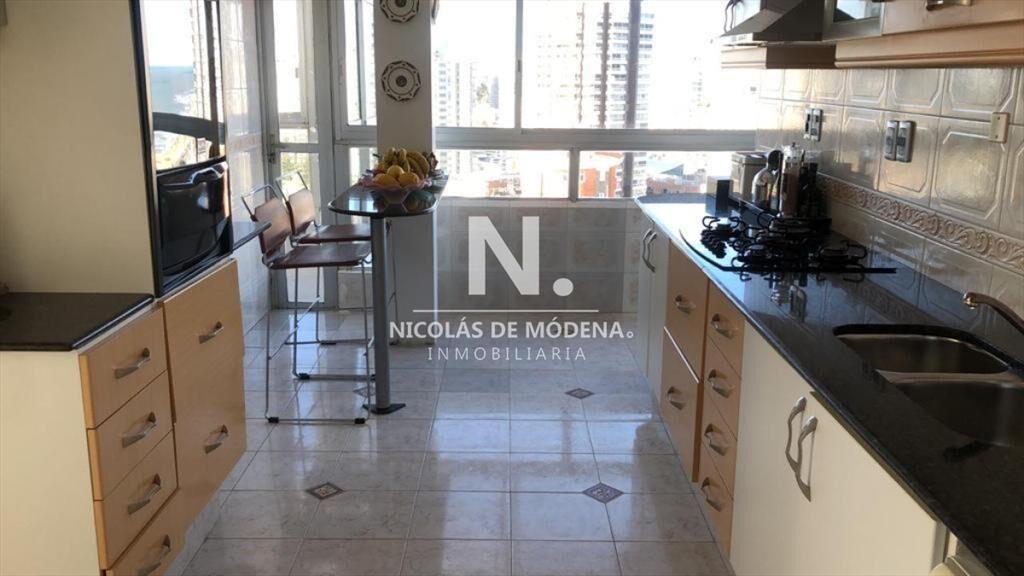 Apartamento piso alto, gran vista