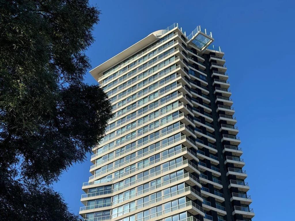 Venta de apartamento monoambiente en Joy MVD, Pocitos