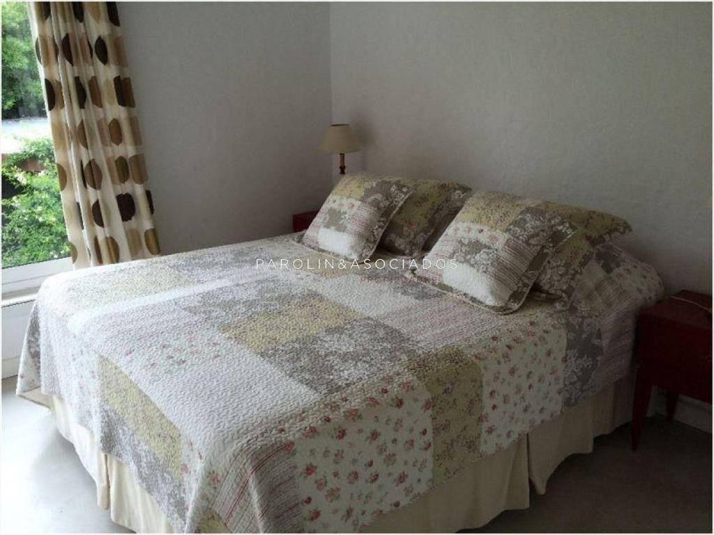 Casa en venta de 6 dormitorios en Golf, Punta del