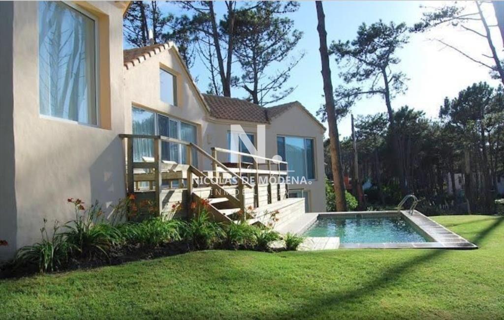 Casa en Laguna Blanca - La Barra