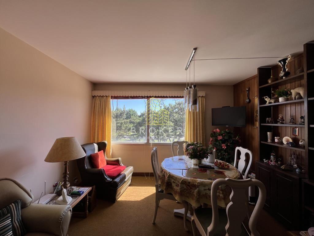 Apartamento en Venta 1 dormitorio y medio en la y