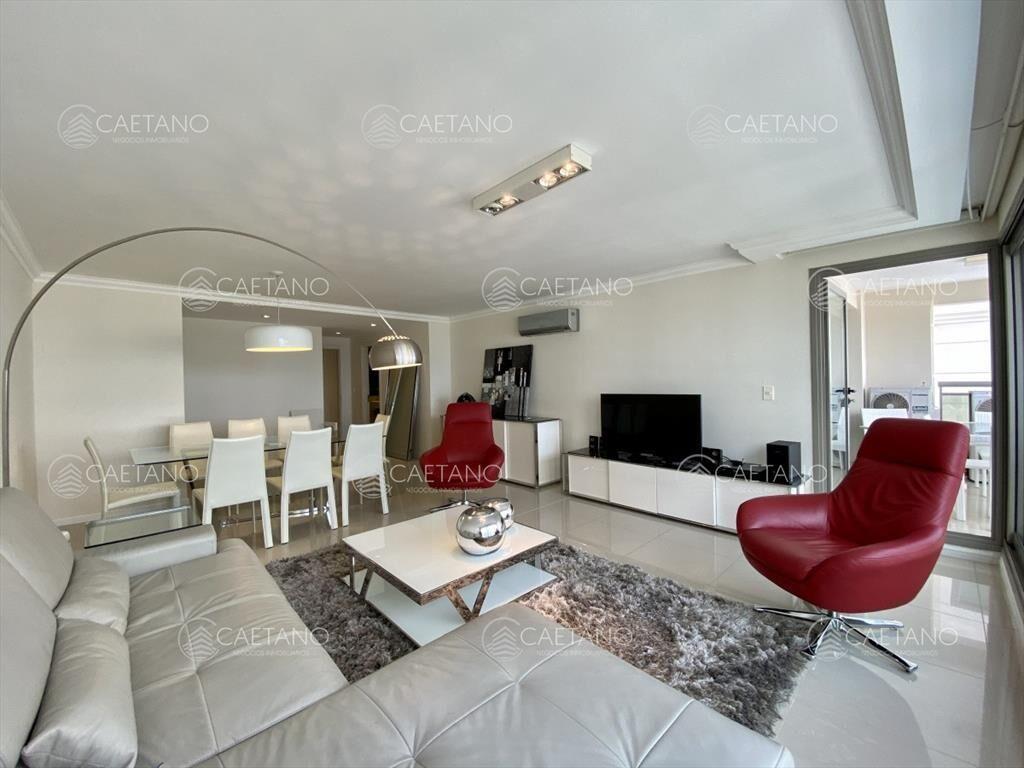 Venta apartamento 3 dormitorios playa brava Punta