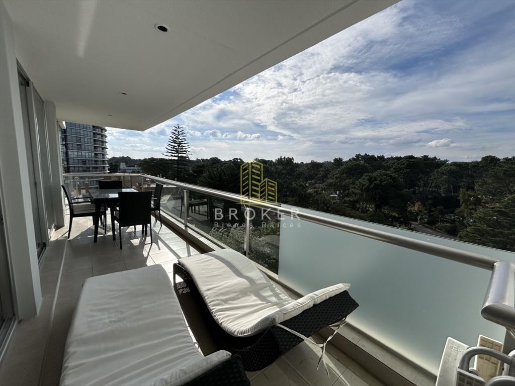 Venta de hermoso apartamento por roosevelt de dos