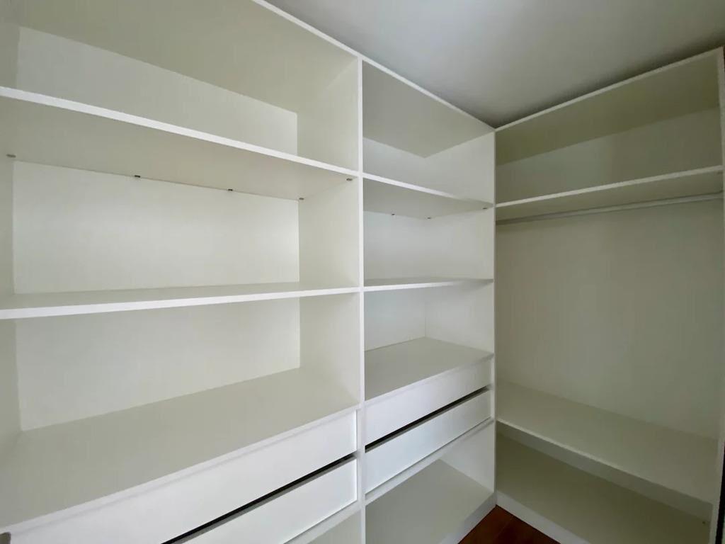 Venta de apartamento de 3 dormitorios, garaje, terraza, Carr