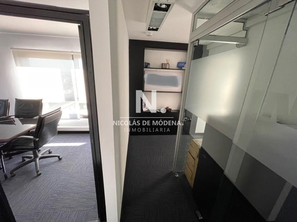 2 OFICINAS EN VENTA UNIFICADAS EN CIUDAD VIEJA!