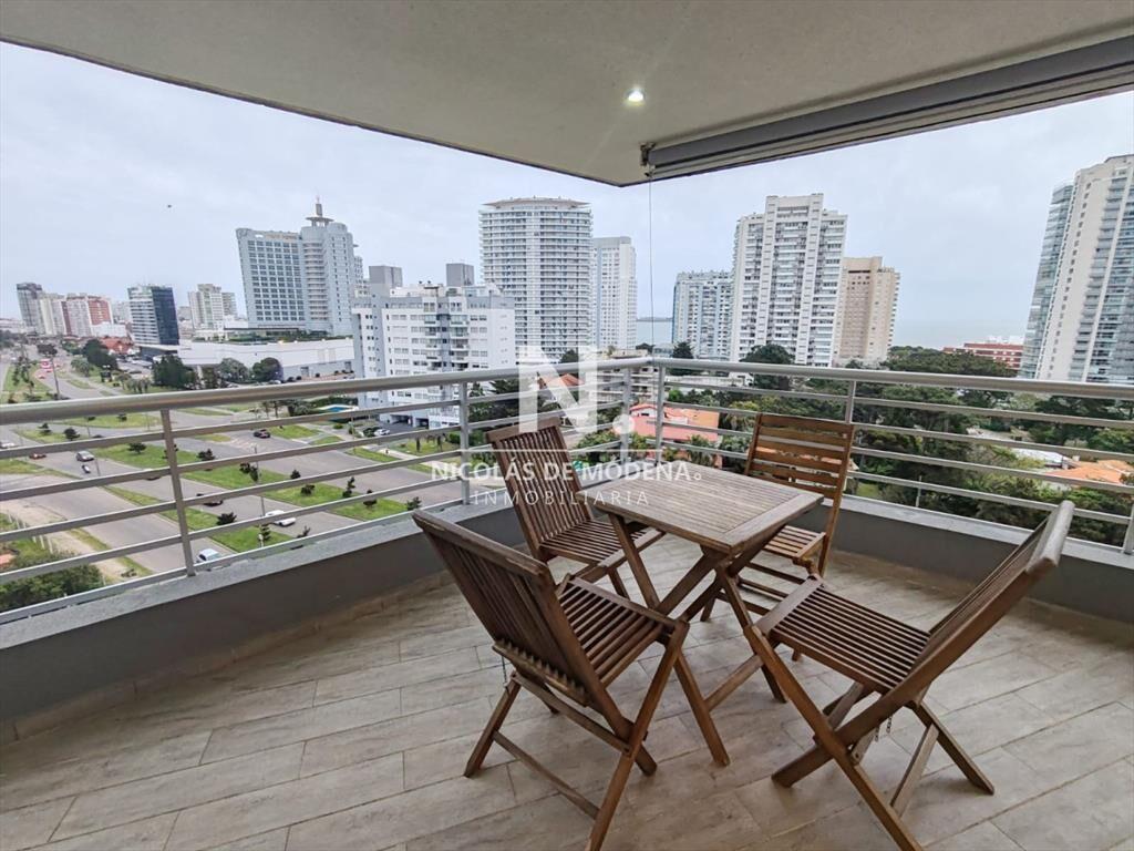 Alquila apartamento de 2 dormitorios en Mansa, a
