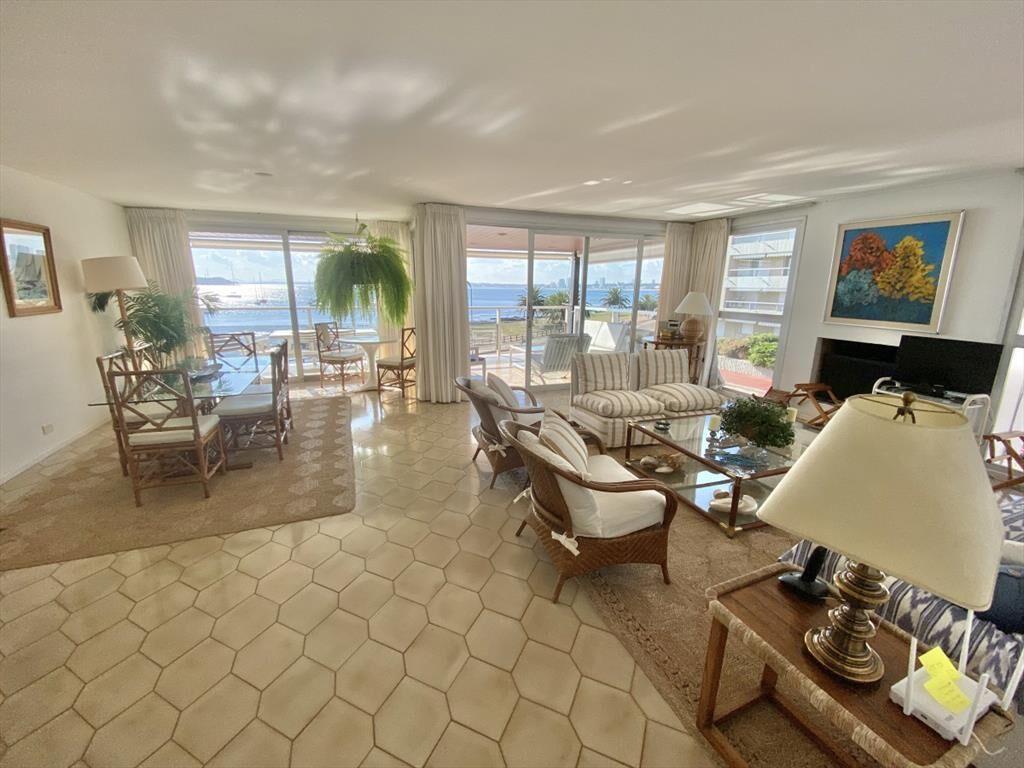 APARTAMENTO EN VENTA 3 DORMITORIOS MÁS PENINSULA