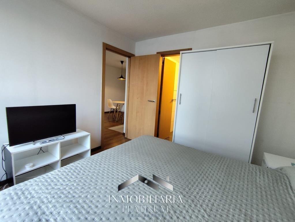 Alquilo apartamento completamente amoblado, Cordón Sur