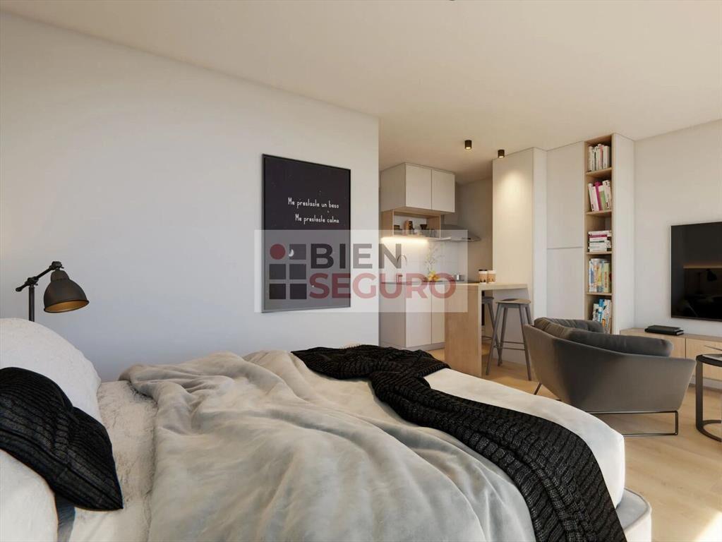 Apartamento de 2 dormitorios en venta en La Blanqueada. Con