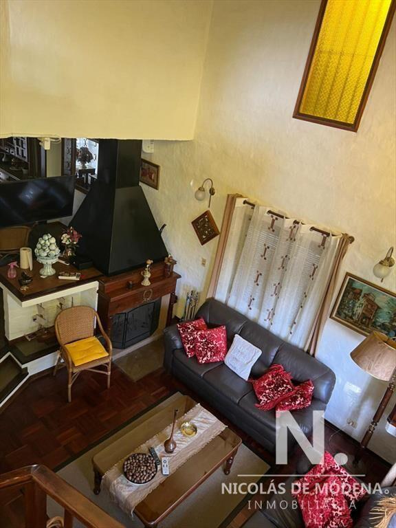 Casa en Pinares - Se acepta Permuta por Apartamento. Consul