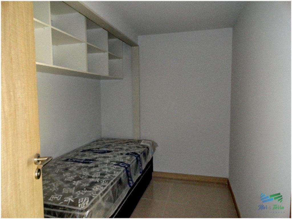 Alquilo apartametno dormitorio y medio con buenos servicios
