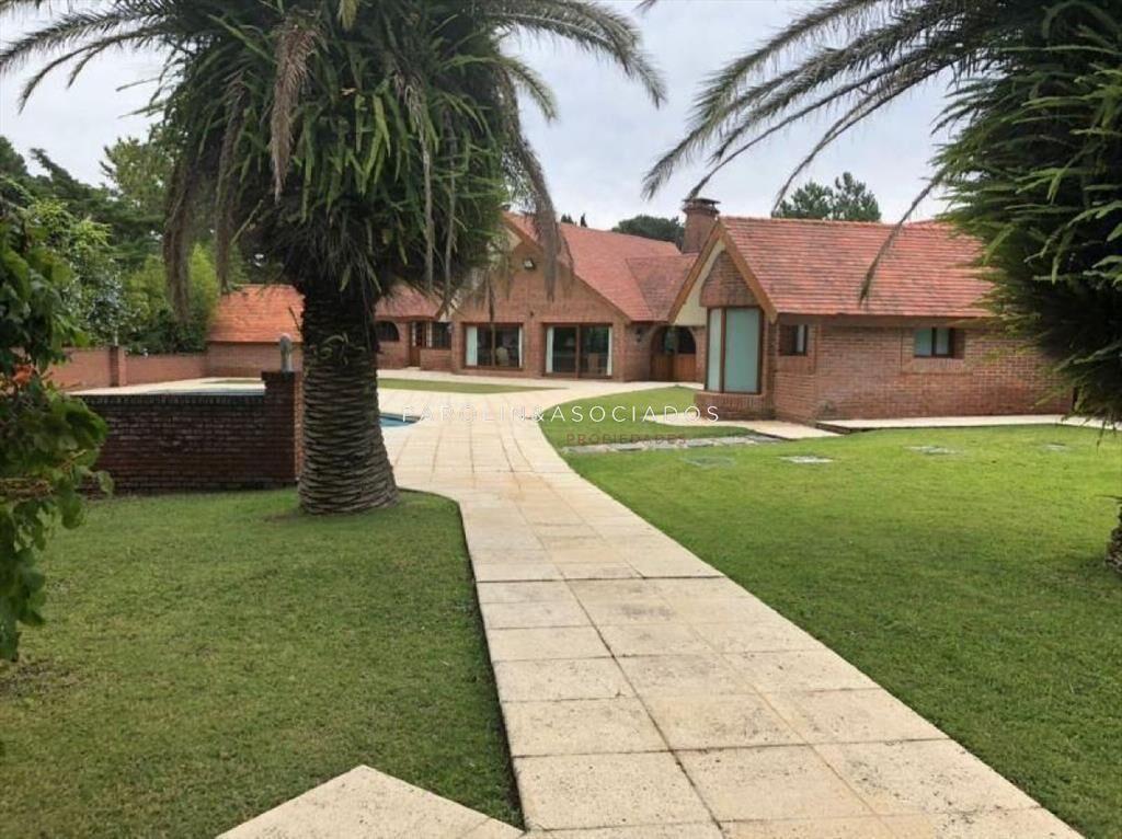 Venta de casa 4 dormitorios en Lugano, Punta del