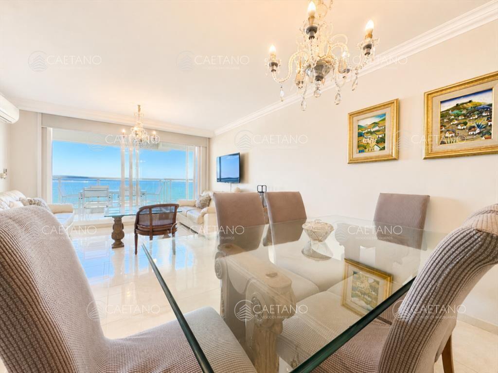 Venta apartamento 2 dormitorios. Playa mansa, del