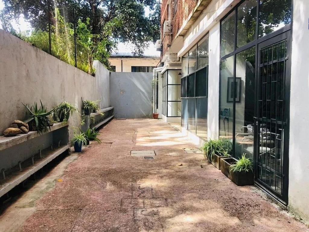 Venta local comercial Oficina Deposito en Pocitos