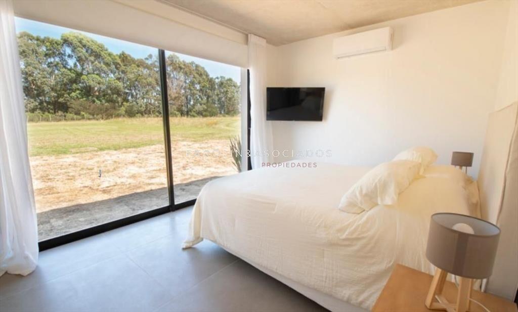 Casa de 4 dormitorios en venta en Pueblo Mio, del