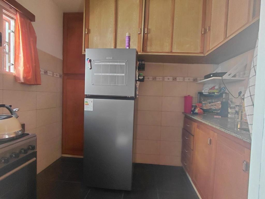 VENTA APARTAMENTO DOS DORMITORIOS EN CERRITO CON PATIO Y PA