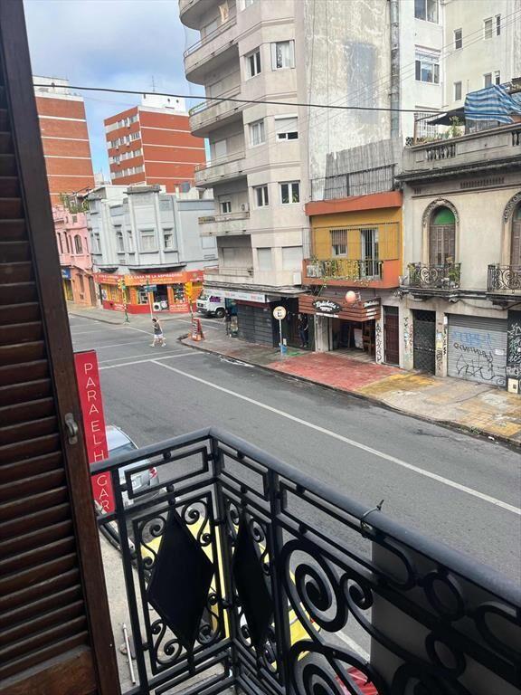 Apartamento de 3 Dormitorios en Venta en Cordón