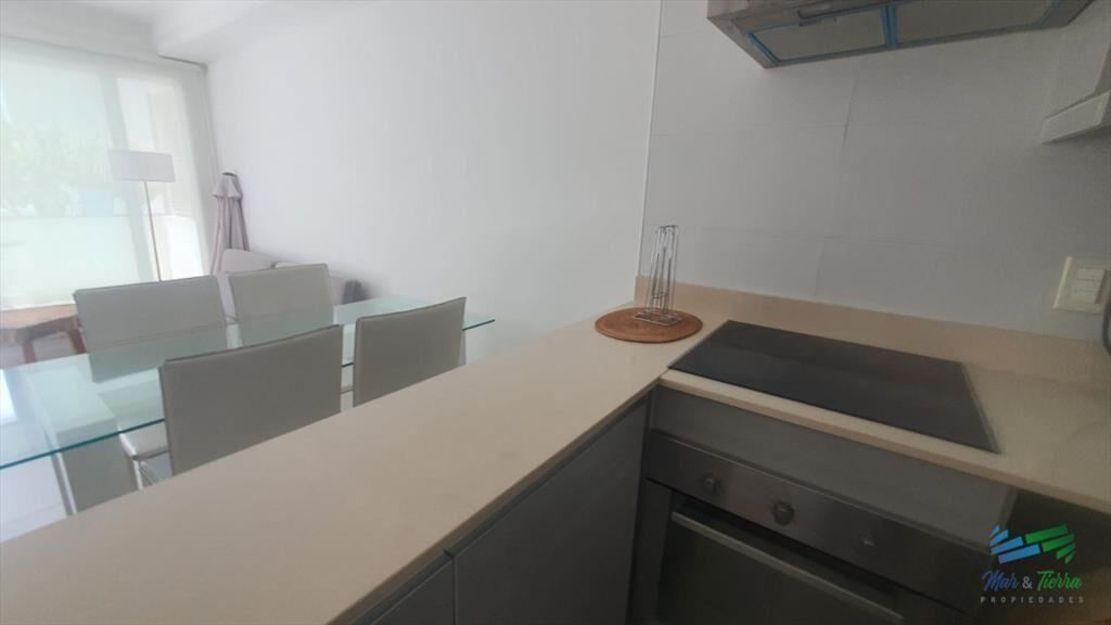 En venta apartamento 1 dormitorio con piscina en