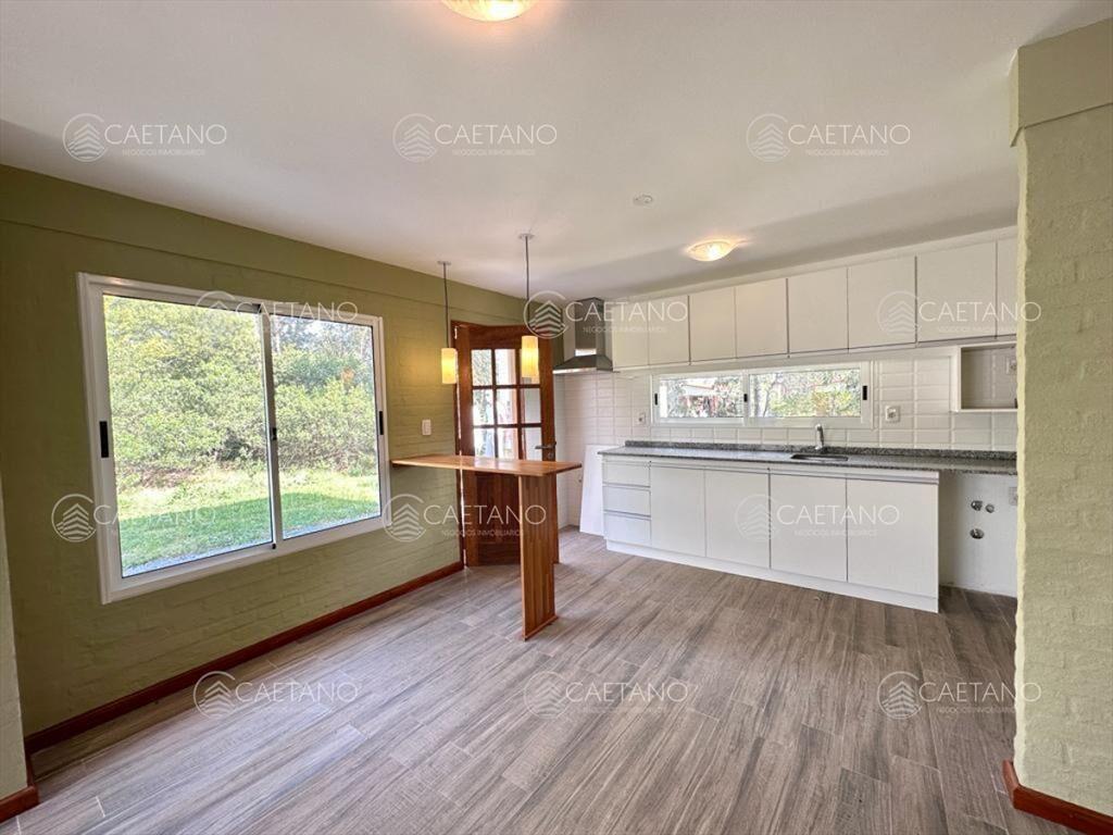 Venta casa - 2 Dormitorios 2 BaÃ±os + Parrillero - PiriÃ¡po