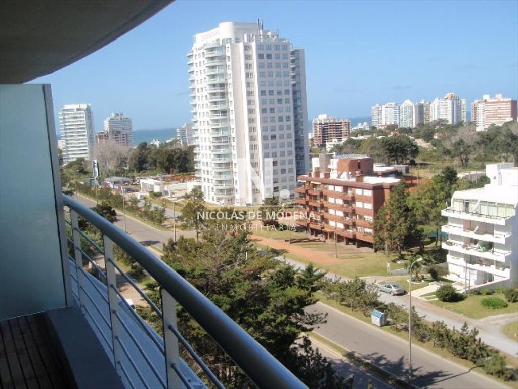 Apartamento en Roosevelt de 2 dormitorios, Punta