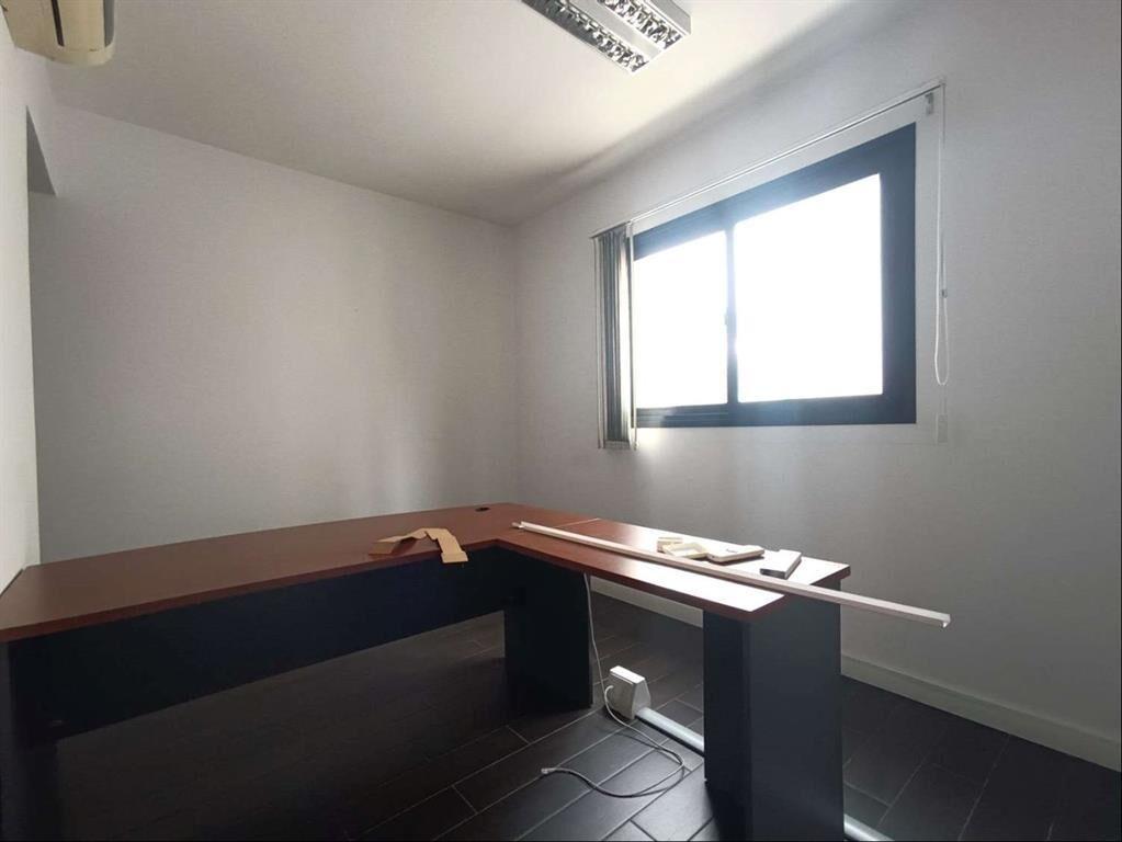 ALQUILER -OFICINA -AMOBLADA-CIUDAD VIEJA