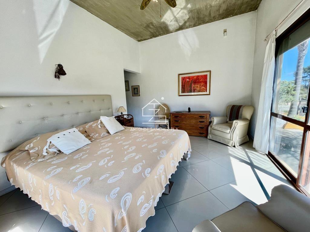 VENTA CASA 3 DORMITORIO PUNTA BALLENA-CLUB DEL