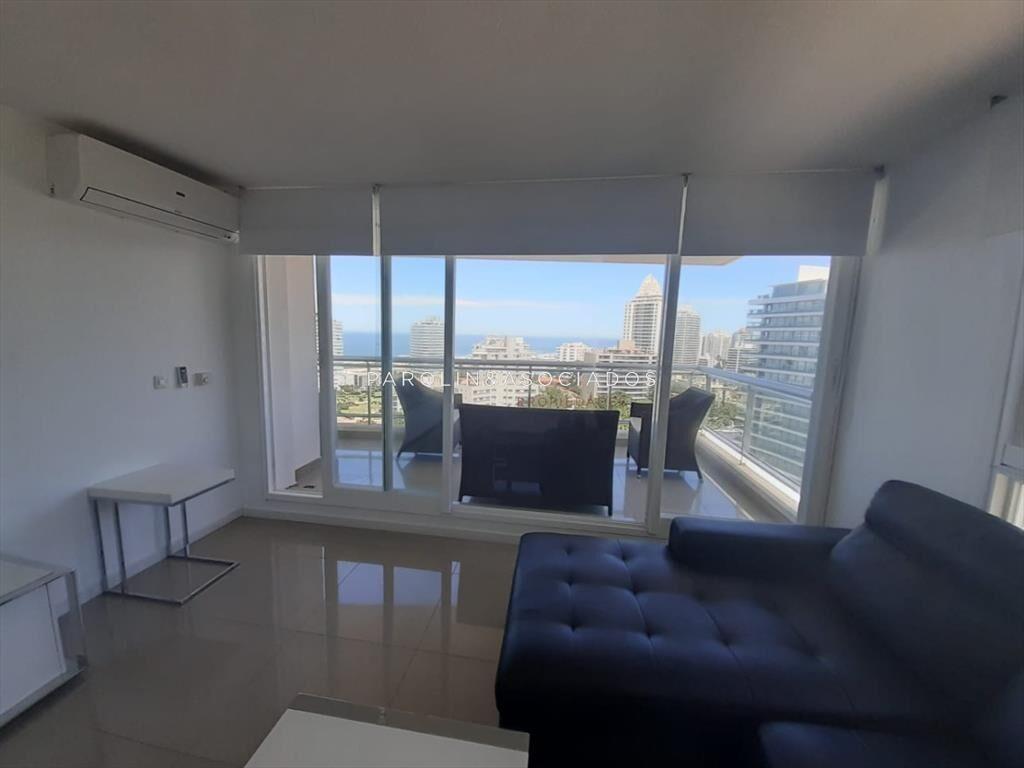 Apartamento en venta en Torre One a metros de del