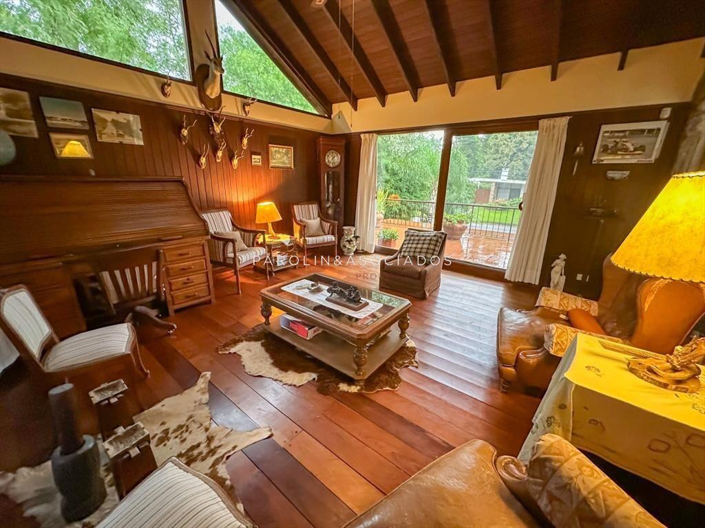Casa en excelente zona de Playa Mansa