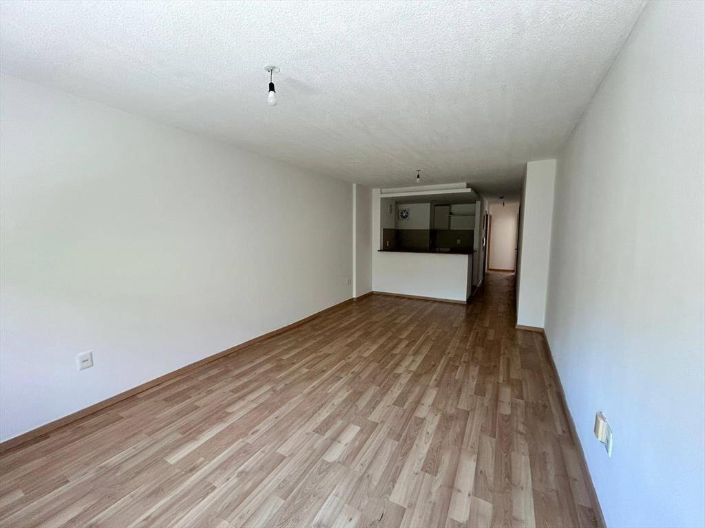 Venta de Apartamento con 2 dormitorios y garage con renta en