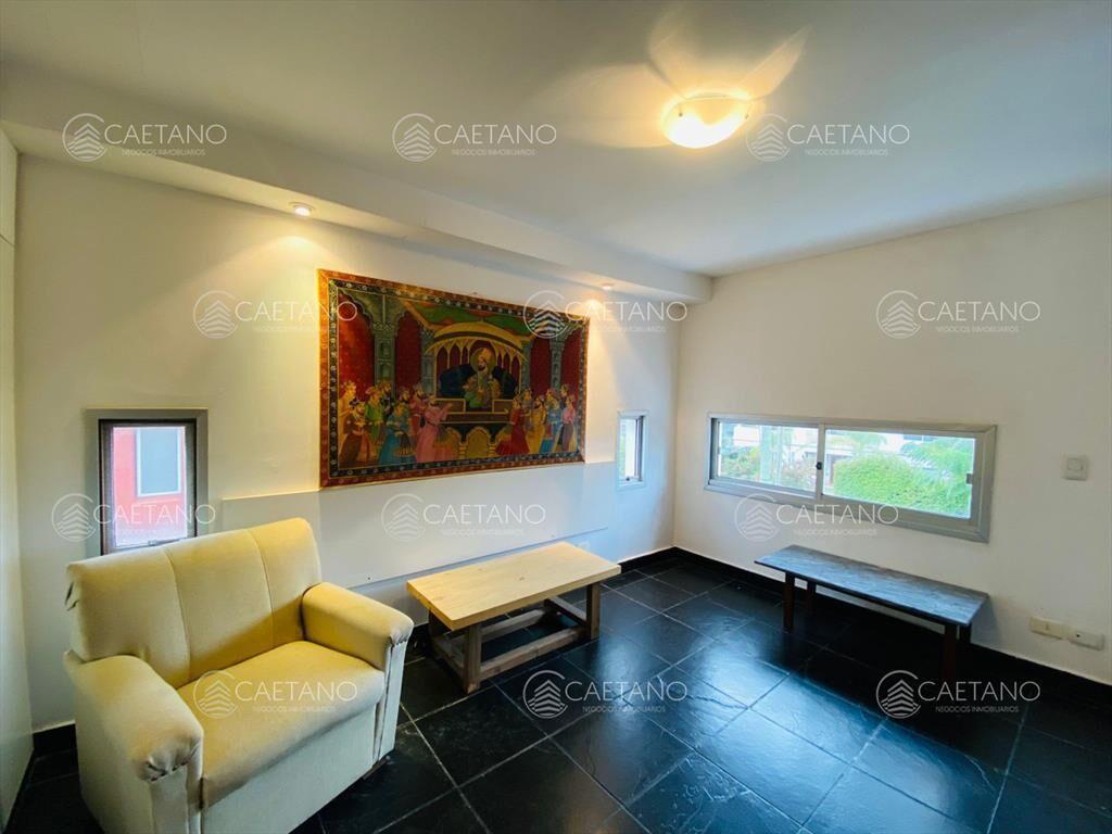 CÃ³moda y luminosa casa de tres dormitorios en Montoya
