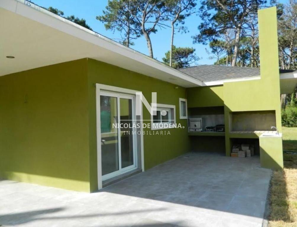CASA 3 DORMITORIOS EN BARRIO PRIVADO