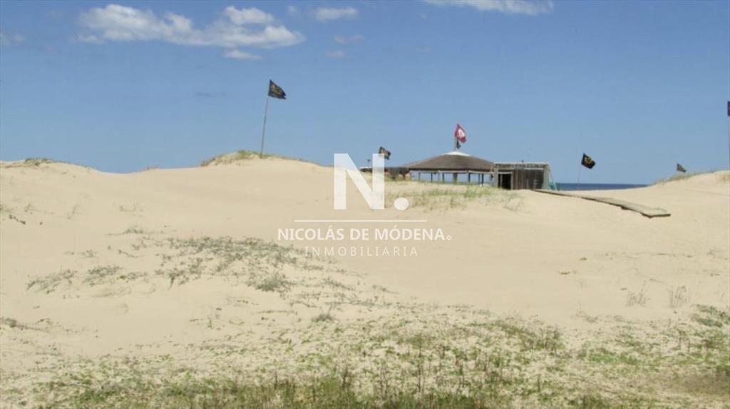 En venta terreno con vista al mar en Jose