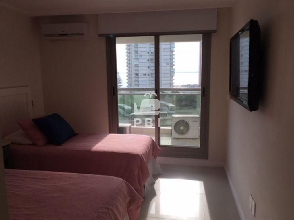 Apartamento en VENTA Playa Brava 3 dormitorios -