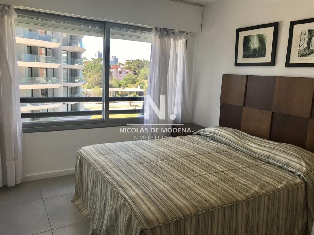 OPORTUNIDAD ! Hermoso apto de 2 dormitorios
