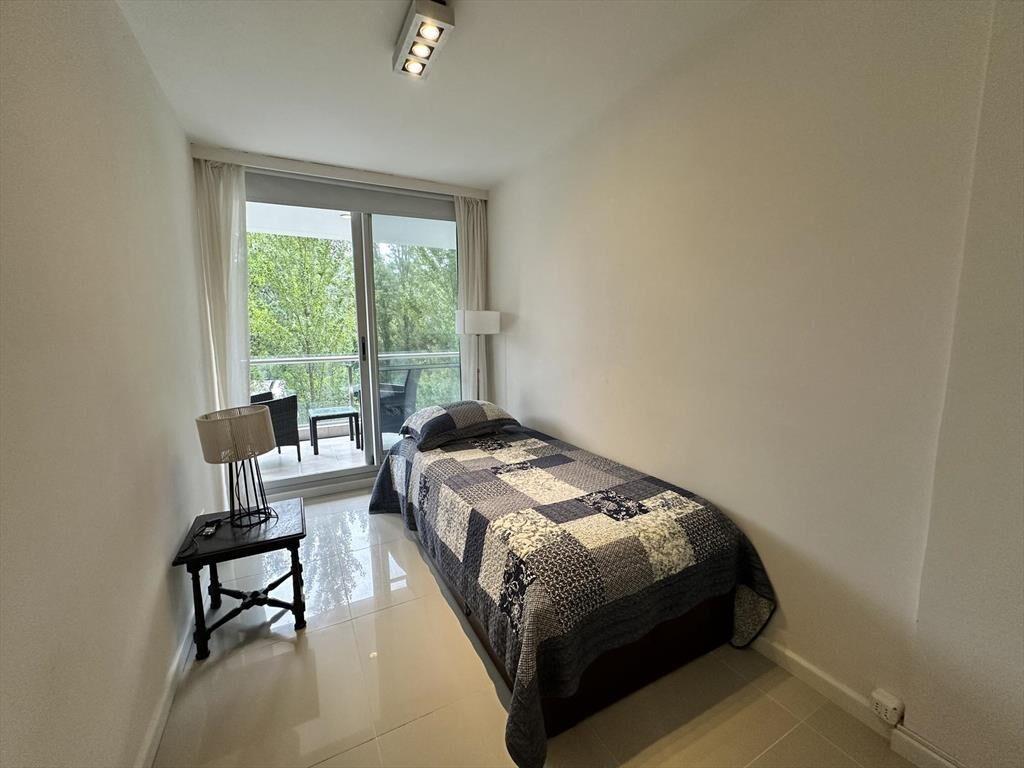 Venta apartamento 1 dormitorio y medio con amenities.