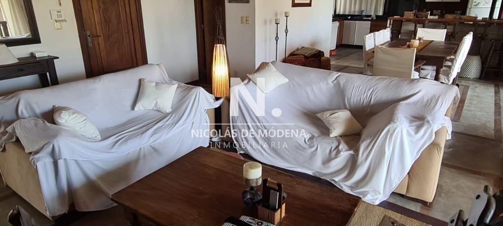Casa  en venta en jose ignacio- 4 dormitorios